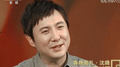 娱乐圈吃瓜的影帝,娱乐圈风云再起，揭秘影帝背后的秘密  第3张